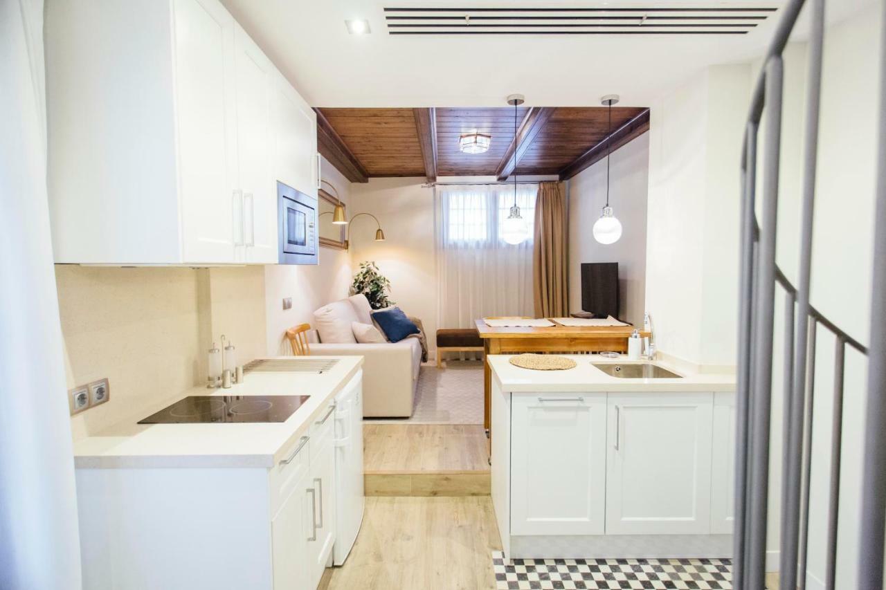 One&Lux Byron Suites Sevilla Eksteriør billede